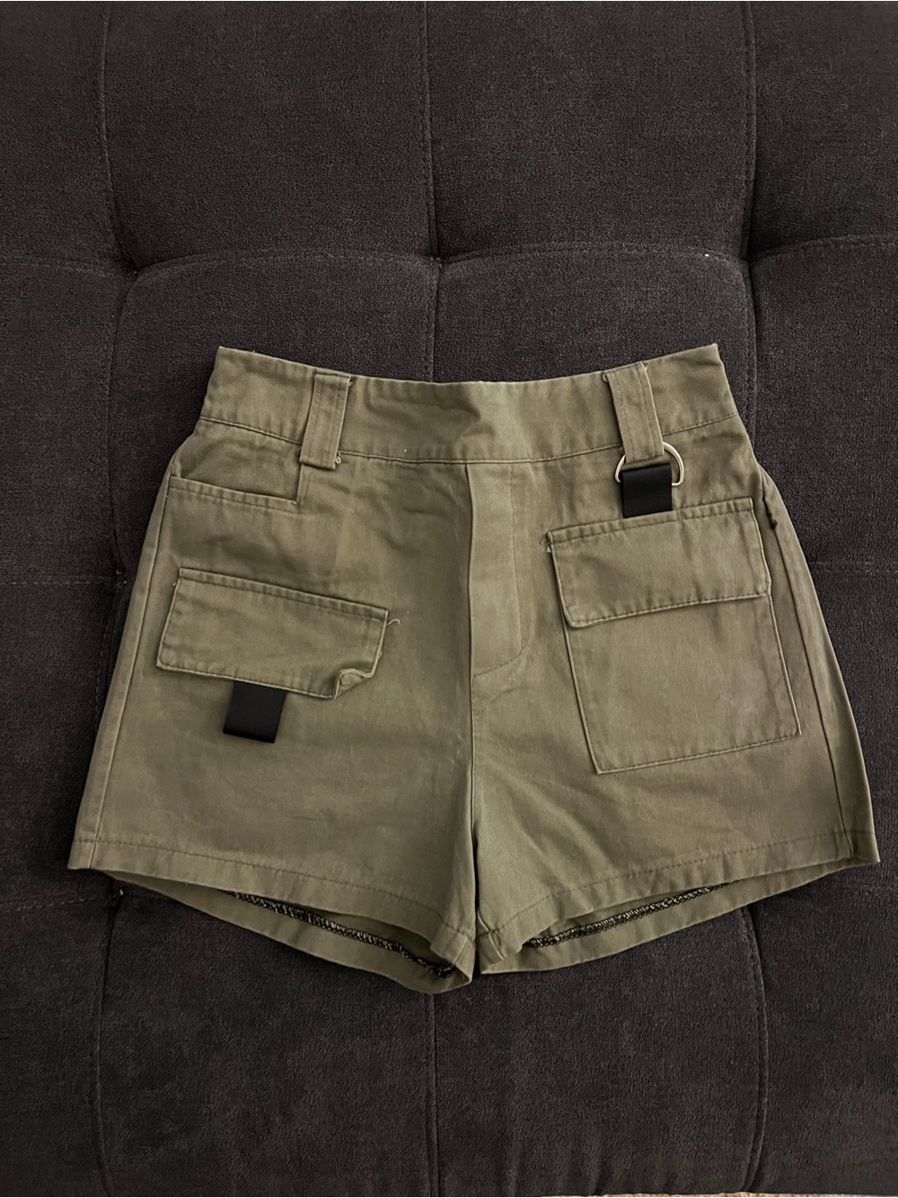 Olive Utility Pocket Women’s Shorts